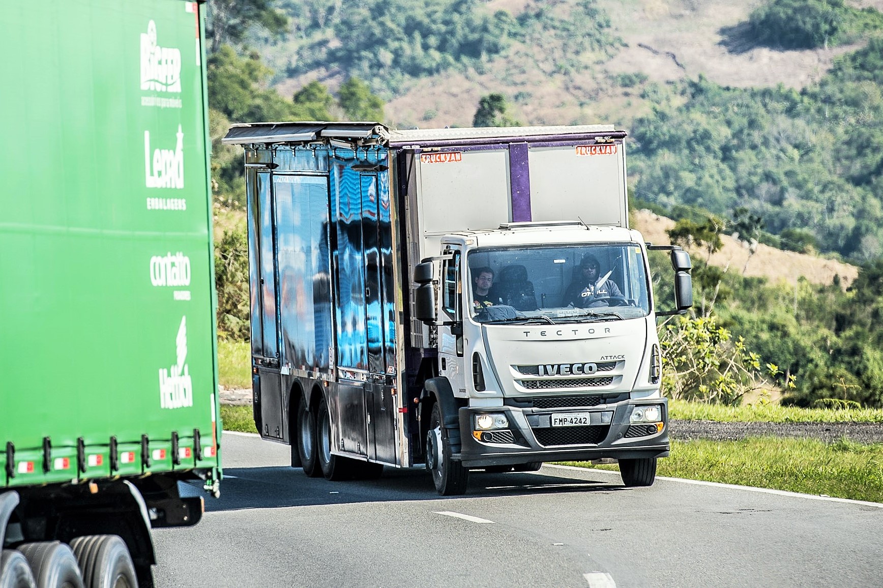 como comprar um caminhão de segunda mão